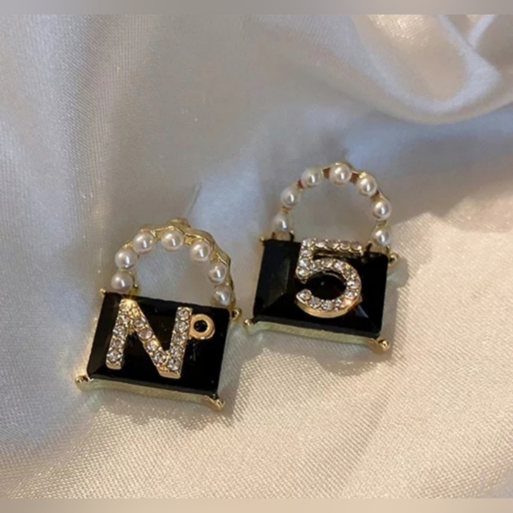 Womens Non-authenticated Number 5 CZ Earrings